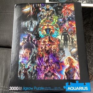 3000pc Puzzle- missing 8pcs